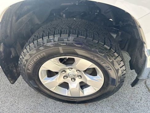 Used 2024 RAM 1500 Big Horn AWD/4WD image 12