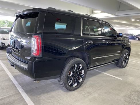 Used 2020 GMC Yukon Denali w/ Denali Ultimate Black Edition AWD/4WD image 5