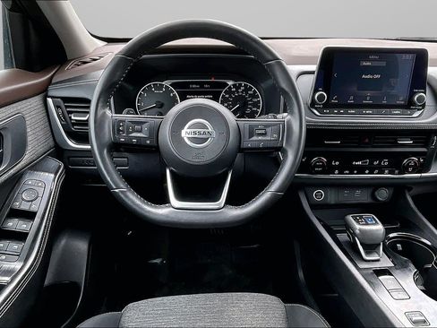 Used 2021 Nissan Rogue S FWD image 5