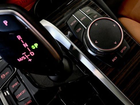 Used 2023 BMW 530i xDrive w/ Premium Package AWD/4WD image 37