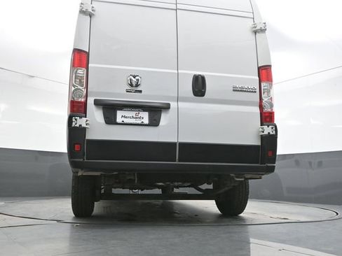 Used 2024 RAM ProMaster 2500 w/ Convenience Group FWD image 34