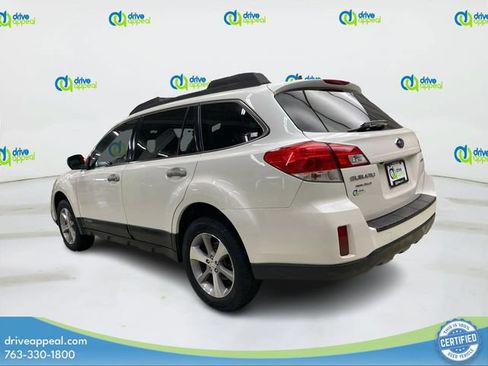 Used 2013 Subaru Outback 2.5i Limited AWD/4WD image 8