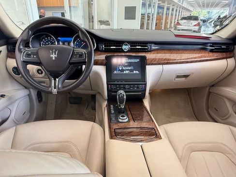 Used 2017 Maserati Quattroporte S RWD image 11
