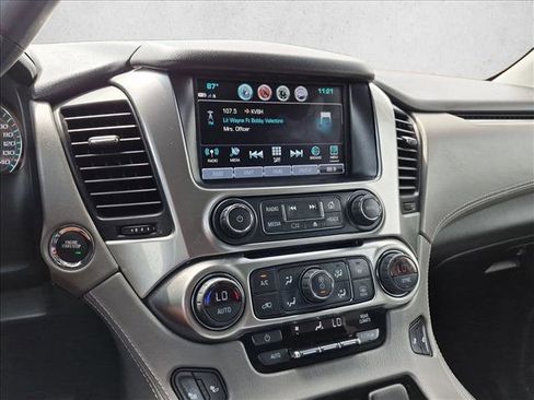 Used 2018 Chevrolet Tahoe LT w/ LT Signature Package AWD/4WD image 16