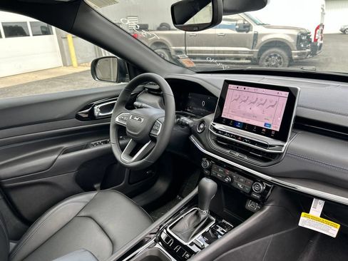 New 2026 Jeep Compass Limited w/ Sun, Sound & Navigation Group AWD/4WD image 42