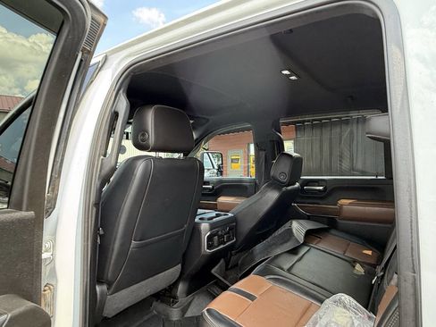 Used 2020 Chevrolet Silverado 2500 High Country AWD/4WD image 18