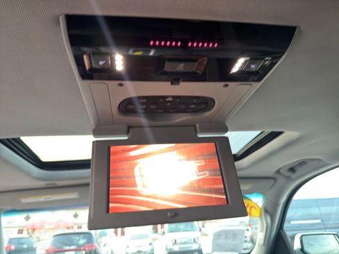 Used 2016 GMC Yukon XL Denali w/ Open Road Package image 34