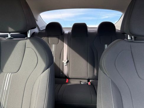 Certified 2024 Hyundai Elantra SEL image 21