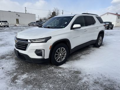 Used 2023 Chevrolet Traverse LT