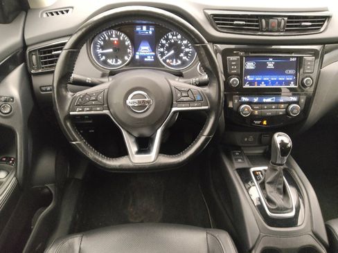 Used 2021 Nissan Rogue Sport SL AWD/4WD image 22