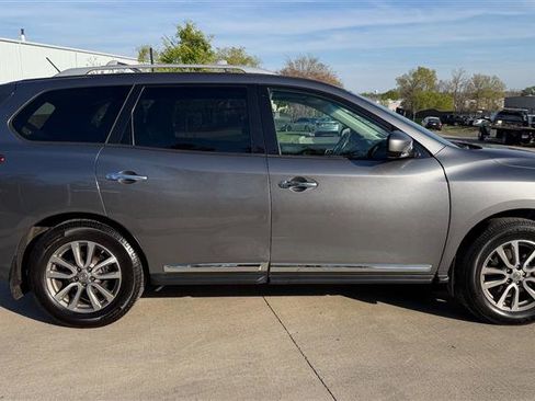 Used 2015 Nissan Pathfinder SL w/ SL Premium Package image 6