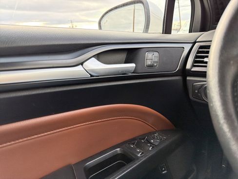 Used 2020 Ford Fusion Energi Titanium image 22