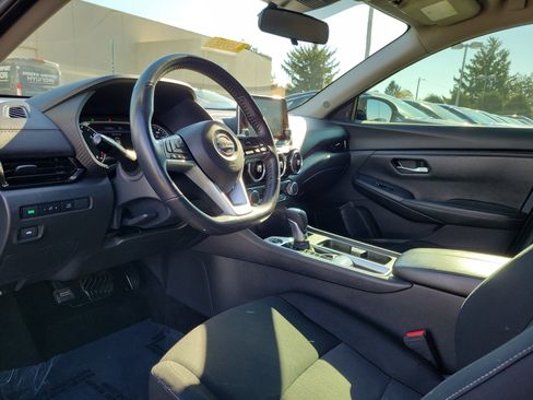 Used 2022 Nissan Sentra SV image 19