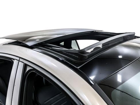 Certified 2024 Mercedes-Benz GLC 300 4MATIC image 23