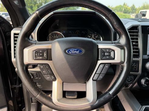 Used 2020 Ford F150 Platinum w/ Technology Package AWD/4WD image 15
