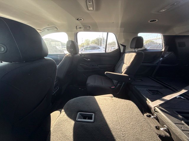 Used 2020 Chevrolet Traverse LT FWD image 7