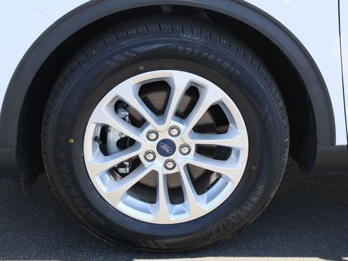 Used 2022 Ford Escape SE FWD image 30