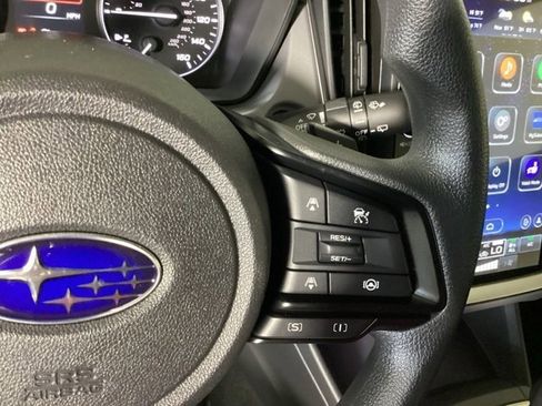 Used 2025 Subaru Crosstrek 2.0i Premium w/ Convenience Package #2 image 25