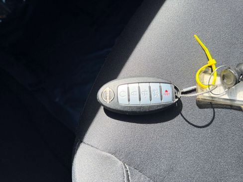 Used 2025 Nissan Altima 2.5 SV FWD image 24
