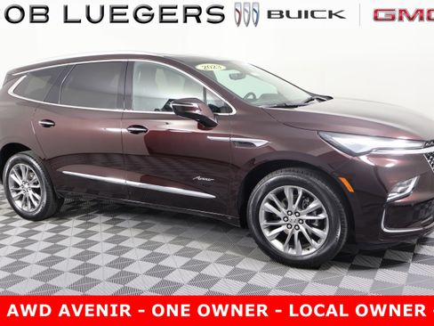 Certified 2023 Buick Enclave Avenir w/ Avenir Technology Package image 2