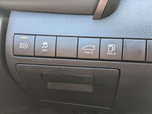 Used 2023 Toyota Camry XSE image 11