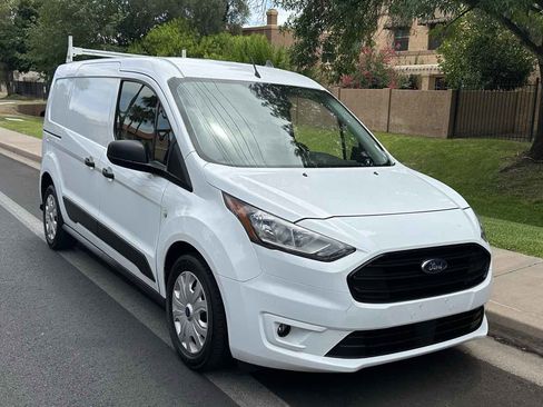 Used 2022 Ford Transit Connect XLT FWD image 2