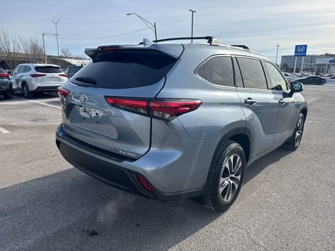 Used 2022 Toyota Highlander XLE image 9