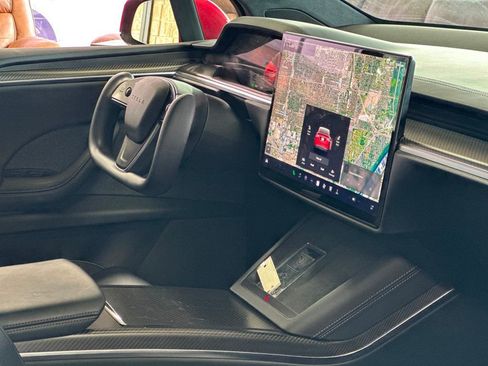 Used 2022 Tesla Model X Plaid image 35