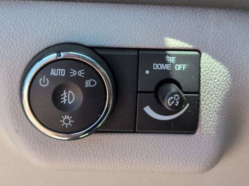 Used 2011 Buick Enclave CXL FWD image 20