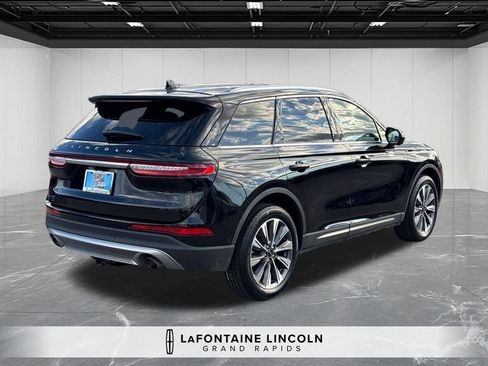 Certified 2022 Lincoln Corsair Reserve w/ Equipment Group 201A AWD/4WD image 5