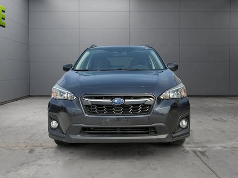 Used 2018 Subaru Crosstrek 2.0i Premium AWD/4WD image 2