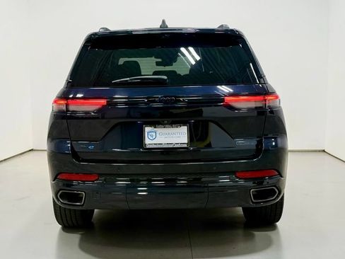 Used 2023 Jeep Grand Cherokee 30th Anniversary AWD/4WD image 16