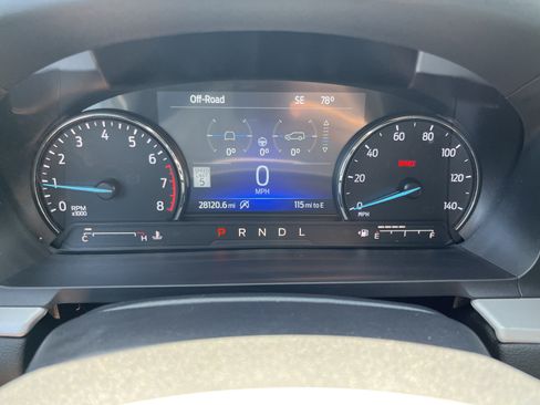 Used 2024 Ford Explorer XLT w/ Equipment Group 202A AWD/4WD image 22