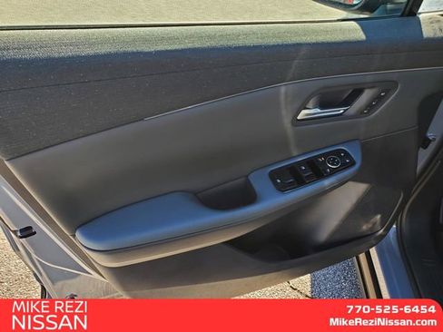 New 2026 Nissan Leaf Platinum+ w/ Cargo Package (Platinum+) image 11