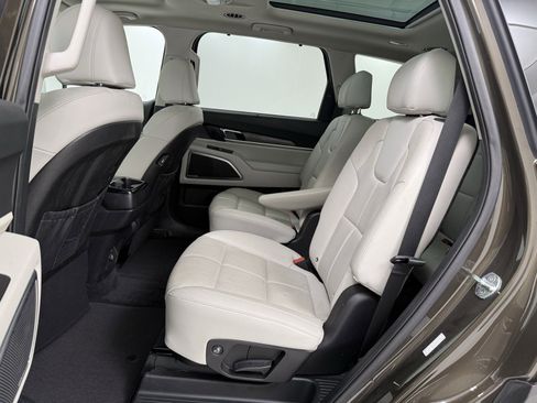 Used 2022 Kia Telluride SX w/ Towing Package image 20