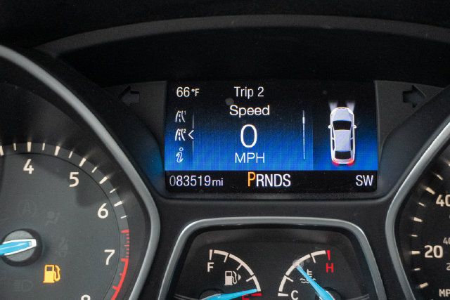 Used 2017 Ford Focus Titanium FWD image 32