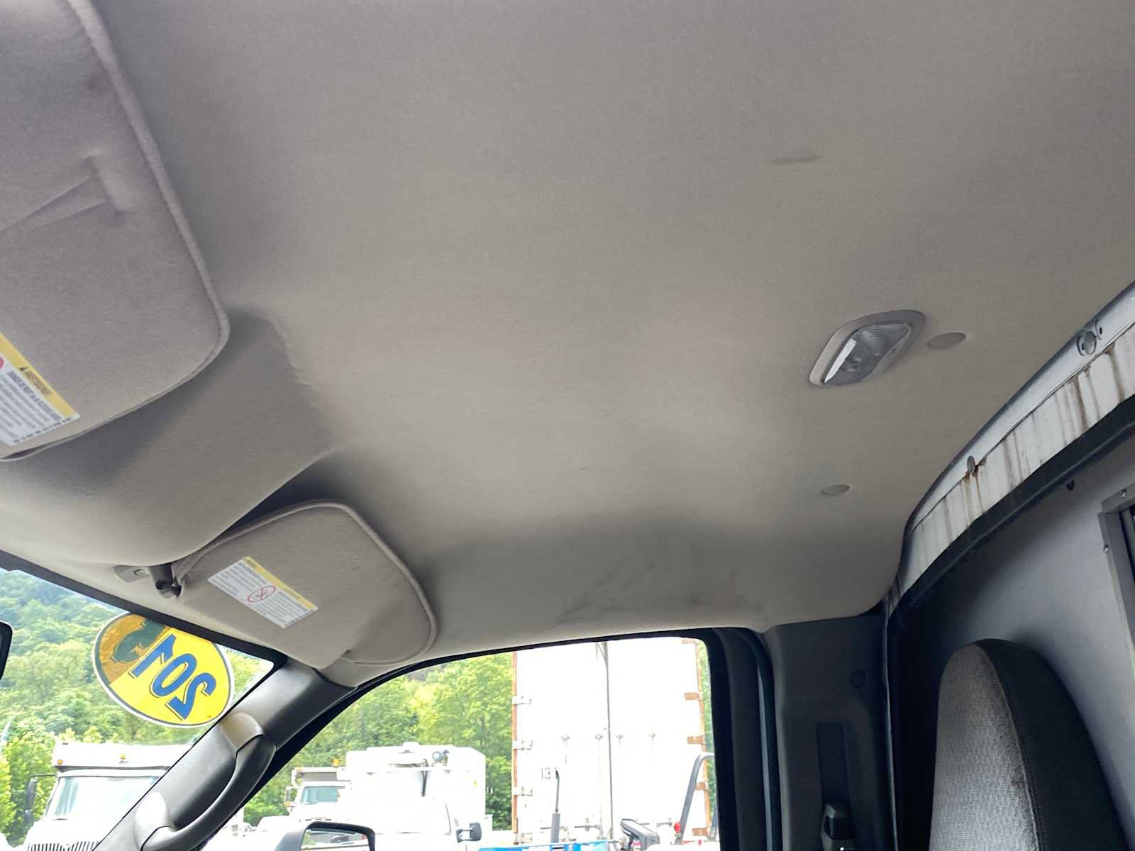 Used 2015 GMC Savana 3500 RWD image 15