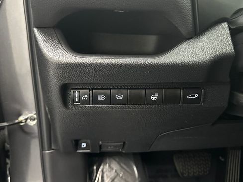 Used 2023 Toyota RAV4 XLE Premium image 20