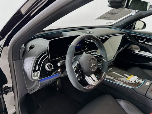 New 2026 Mercedes-Benz E 53 AMG e 4MATIC Sedan image 10