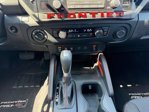 Used 2026 Nissan Frontier PRO-4X AWD/4WD image 11