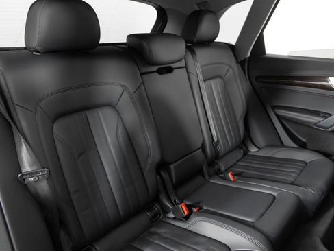 Used 2020 Audi Q5 2.0T Premium Plus w/ Premium Plus Package image 24