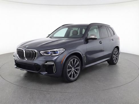 Used 2020 BMW X5 M50i w/ Premium Package image 3