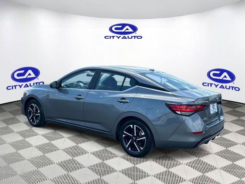 Used 2025 Nissan Sentra SV image 6