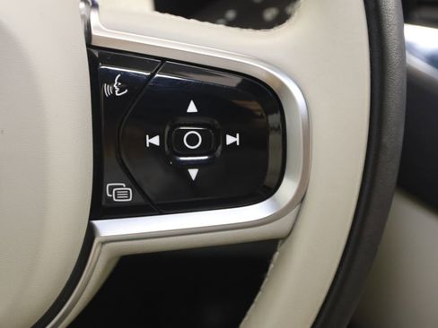 Used 2024 Volvo XC90 B6 Plus w/ Protection Package Premier image 38