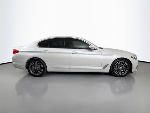 Used 2019 BMW 530i w/ Convenience Package RWD image 4