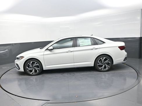 New 2026 Volkswagen Jetta SEL image 6