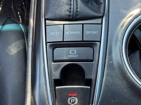 Used 2018 Toyota Camry XSE w/ Protection Package (Q2) FWD image 25