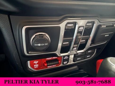Used 2021 Jeep Gladiator Rubicon image 22