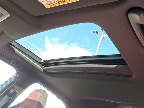 Used 2023 Honda Civic Si image 32