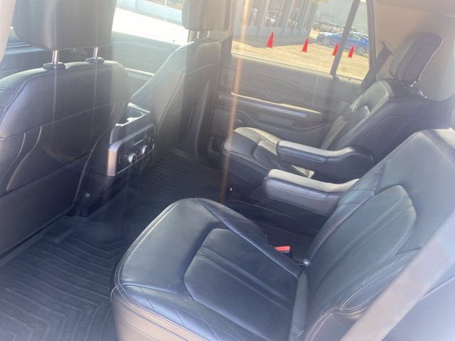 Used 2021 Ford Expedition Platinum AWD/4WD image 11